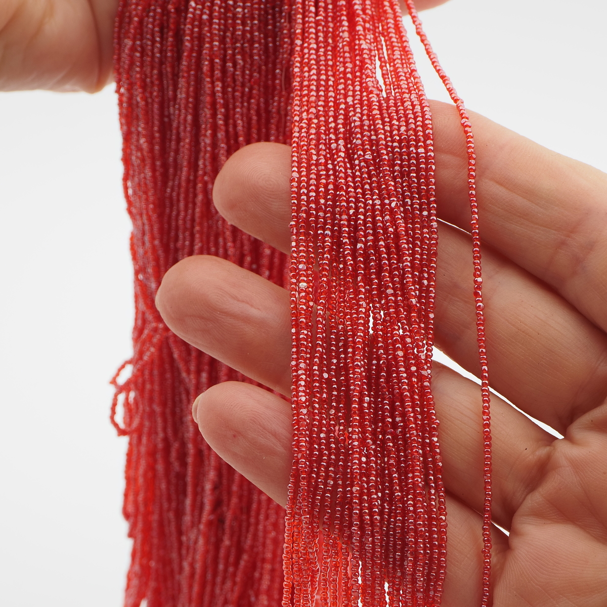 Master Hank Red antique micro Charlotte cut / True cut seed glass beads 150g 18/0 Vintage Czech