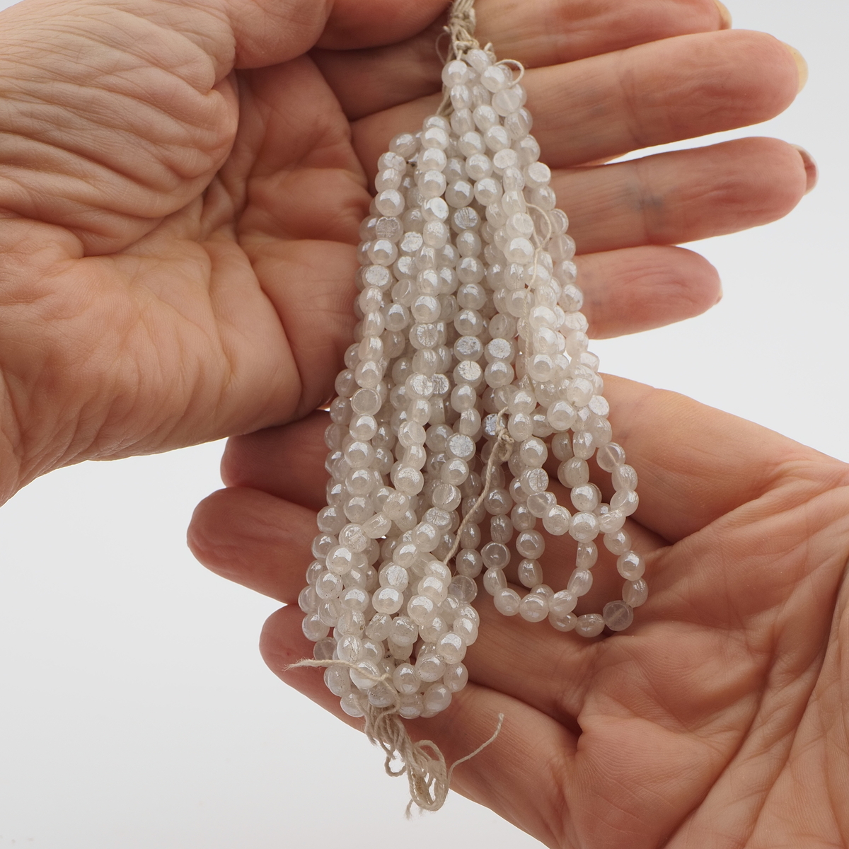 Pearl Lustre faceted round nailhead flat back glass beads Master Hank 48g, 4.2 mm Czech 