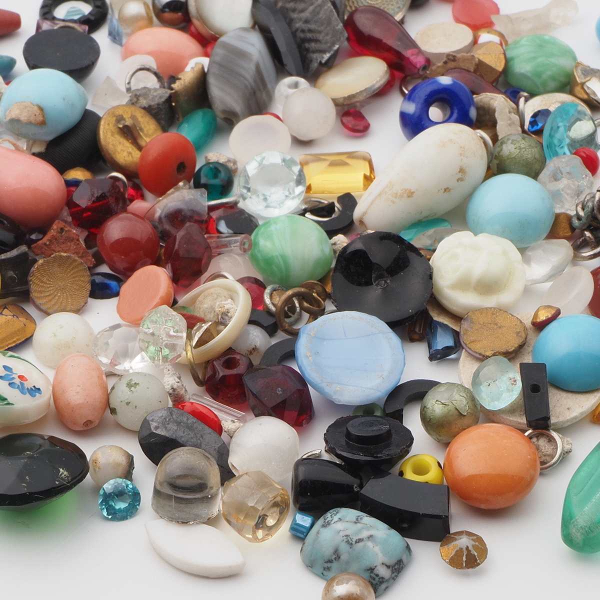 Lot (200+) Czech vintage assorted glass cabochons rhinestones beads findings