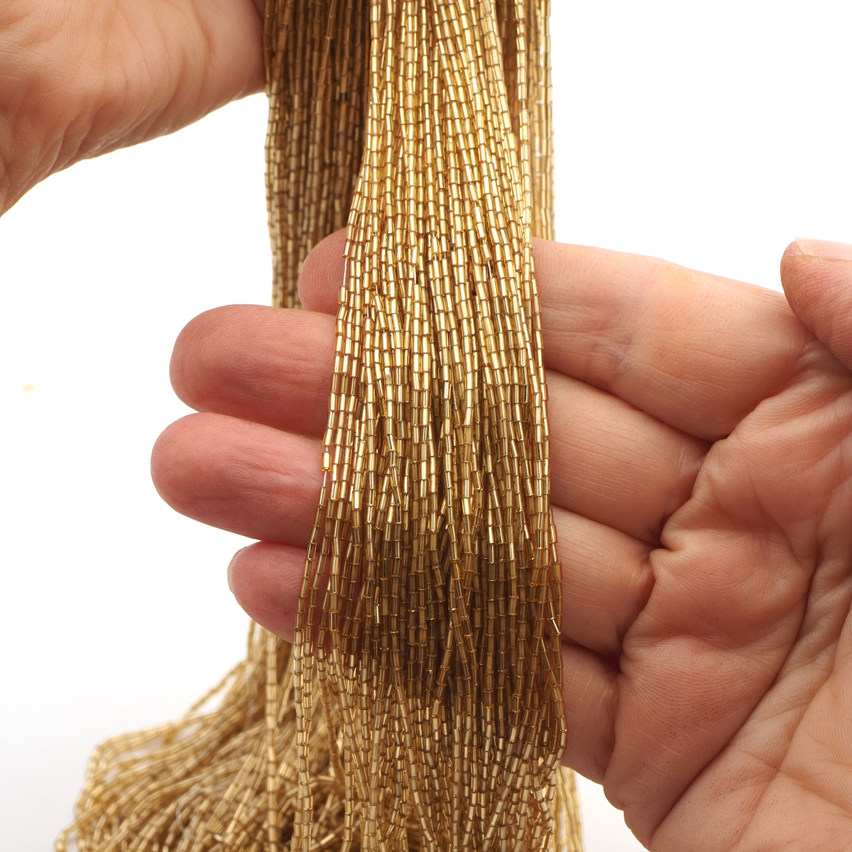 Master Hank micro gold lined bugle seed glass beads 18/0 Vintage Czech - kopie