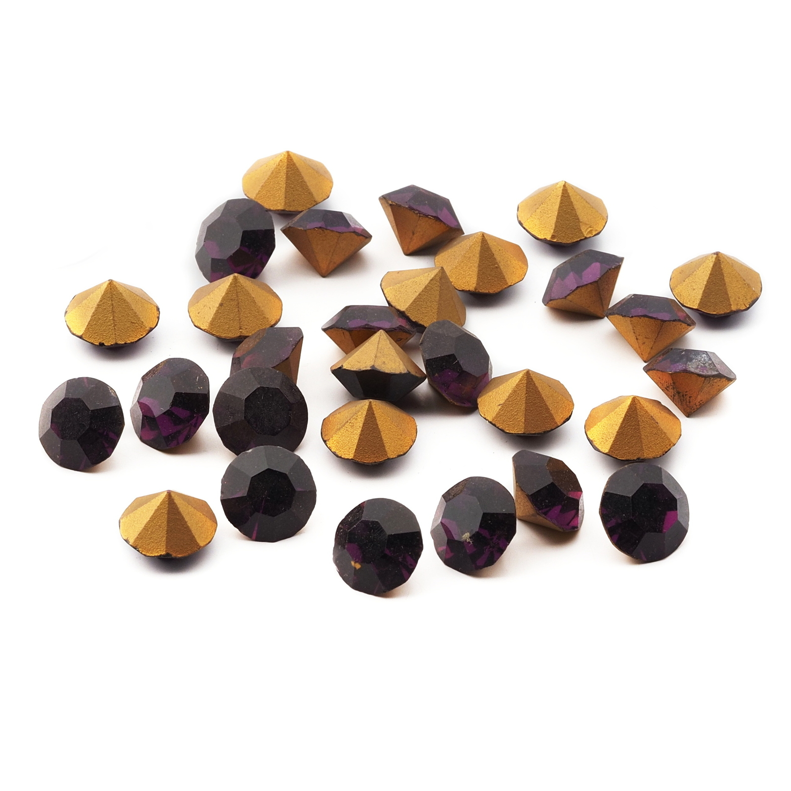 Lot (31) Czech vintage foiled round purple glass rhinestones 12mm