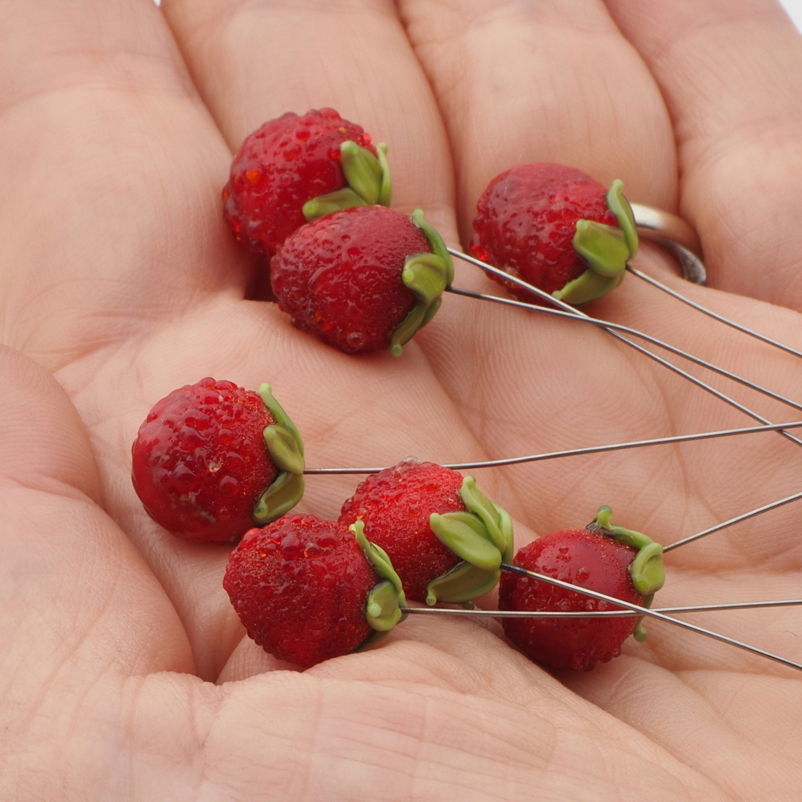 Lot (8) Czech lampwork glass strawberry fruit craft earring headpin glass  beads