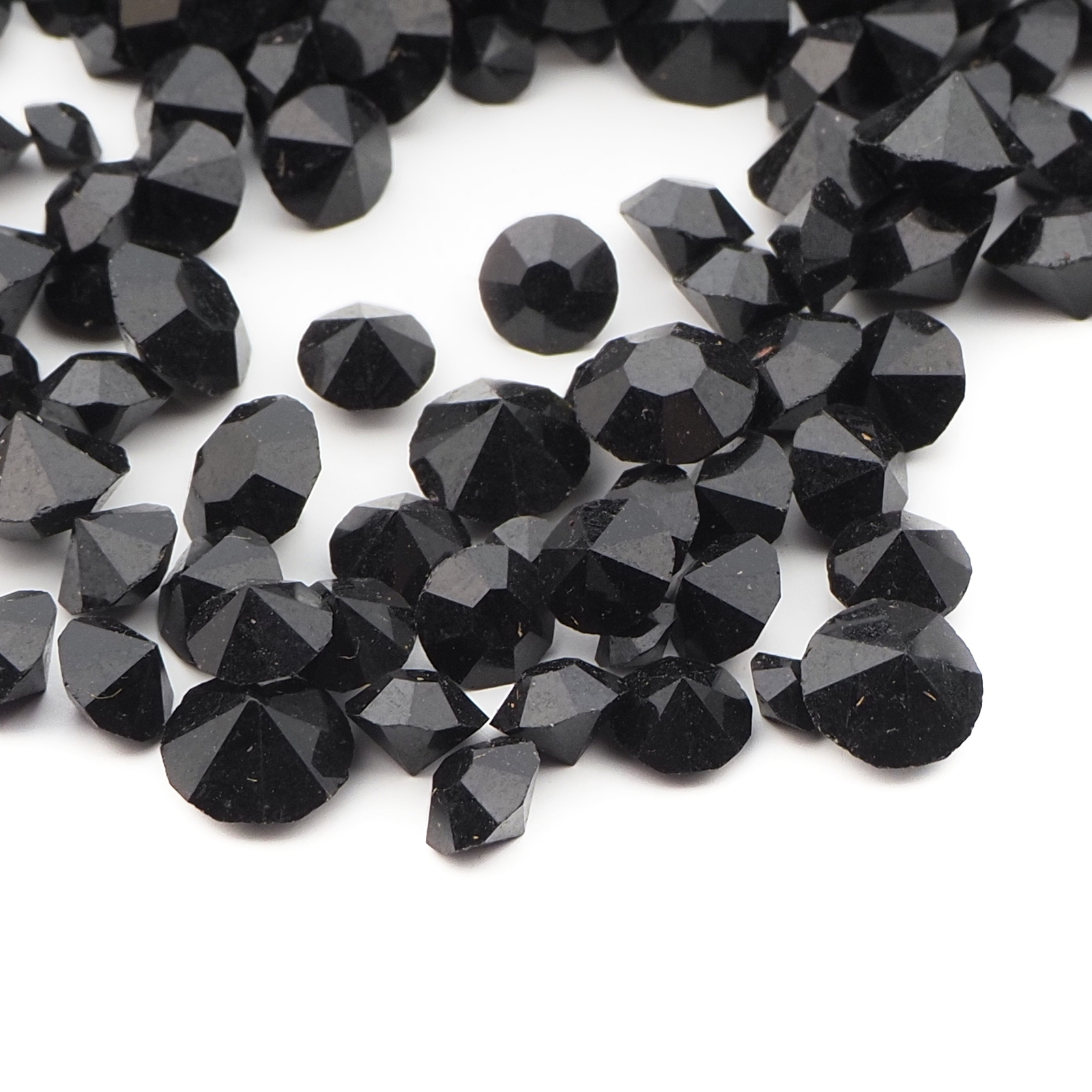 Lot (820) Czech vintage black round glass rhinestones 2-5mm