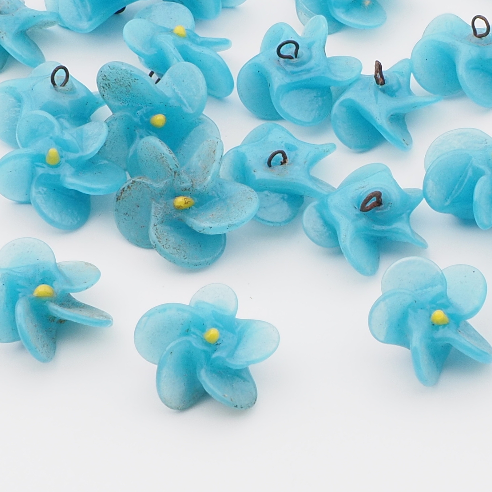 Lot (31) Czech antique turquoise blue lampwork glass flower beads drops 11mm
