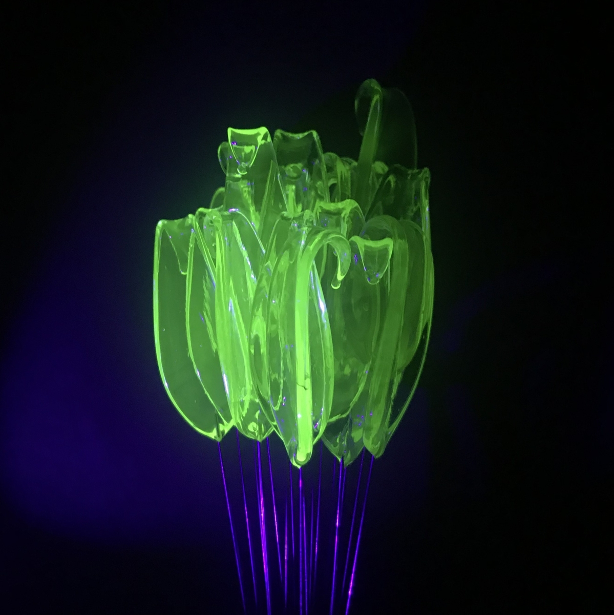 Czech lampwork uranium glass flower petal leaf headpin bead (1 bead)