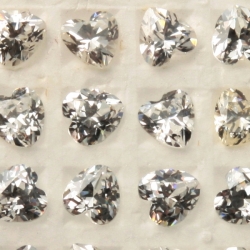 Lot (20) 6mm Austrian D.S vintage heart faceted cubic Zirconia diamond gemstones