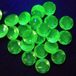 Lot (23) large Czech vintage uranium UV glow glass rhinestones 13mm