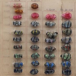 Vintage sample card (52) Czech marble lampwork glass beads