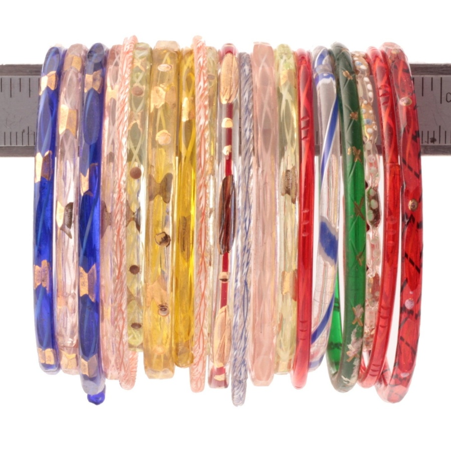 The Czech glass bangle industry